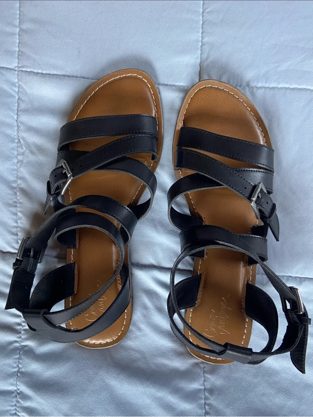 Like New Crown Vintage Black Sandals 9.5